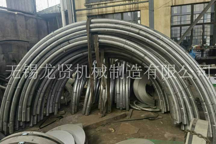 封頭盤(pán)管在化工行業(yè)大展身手！